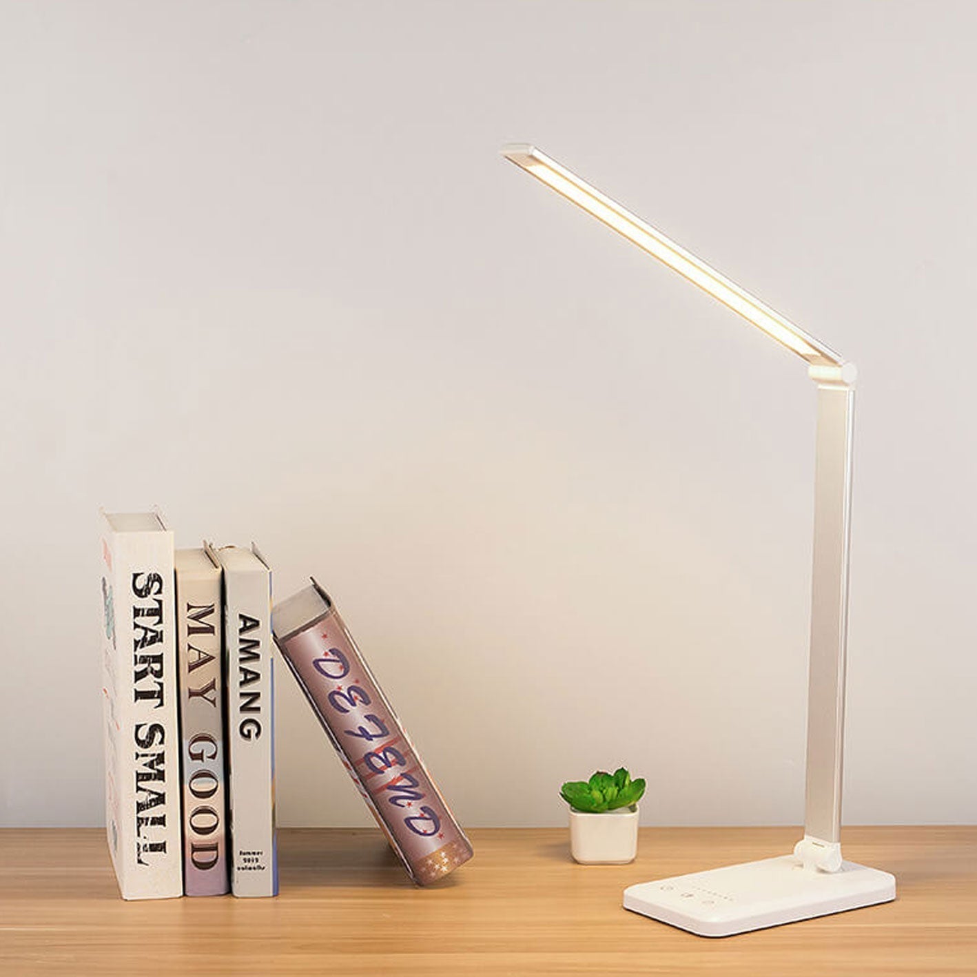 Brehn | Nordic Creative Foldable Touch Dimmable LED Desk Lamp