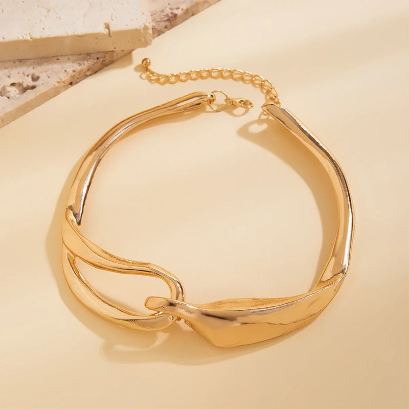 Skanto | Fluid Charm Necklace