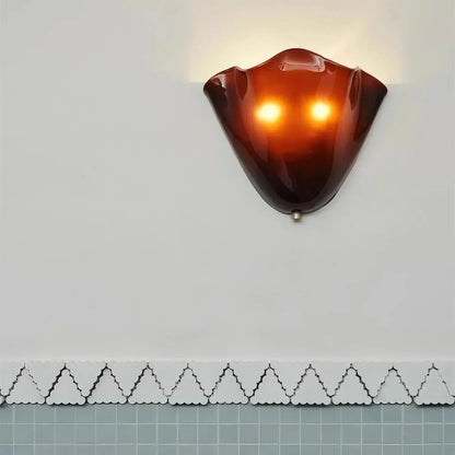 BowLift | Retro Wall Lamp of Colored Glass in Skirt-Shaped Shell Pattern