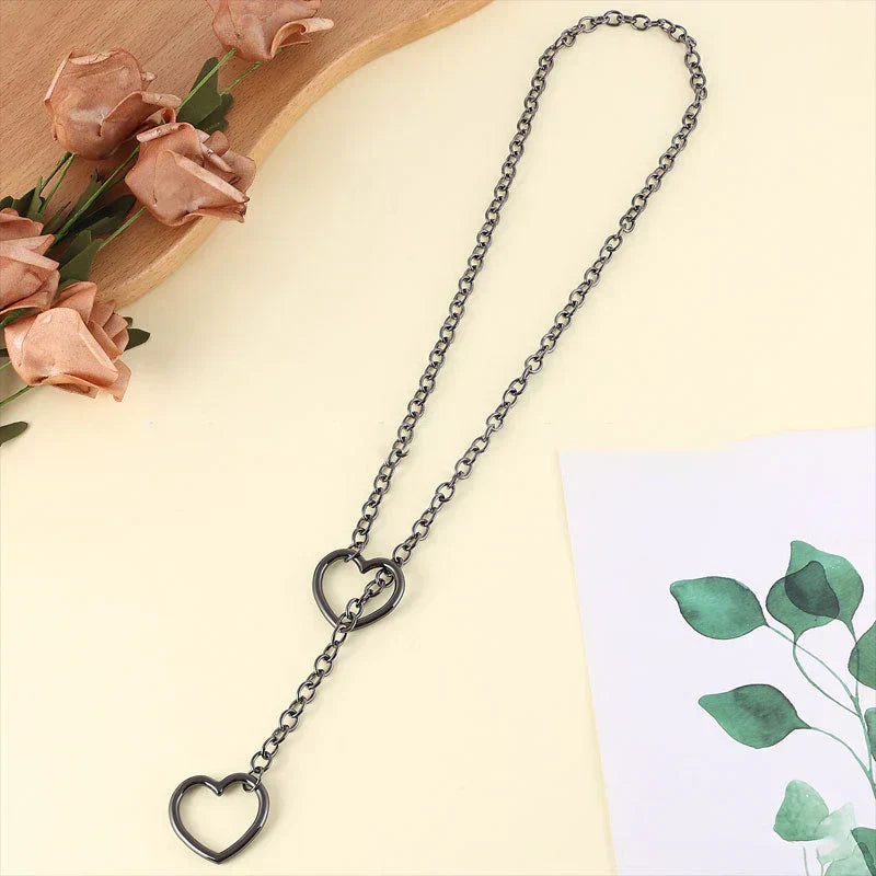 Skanto | Gothic Punk Heart Necklace