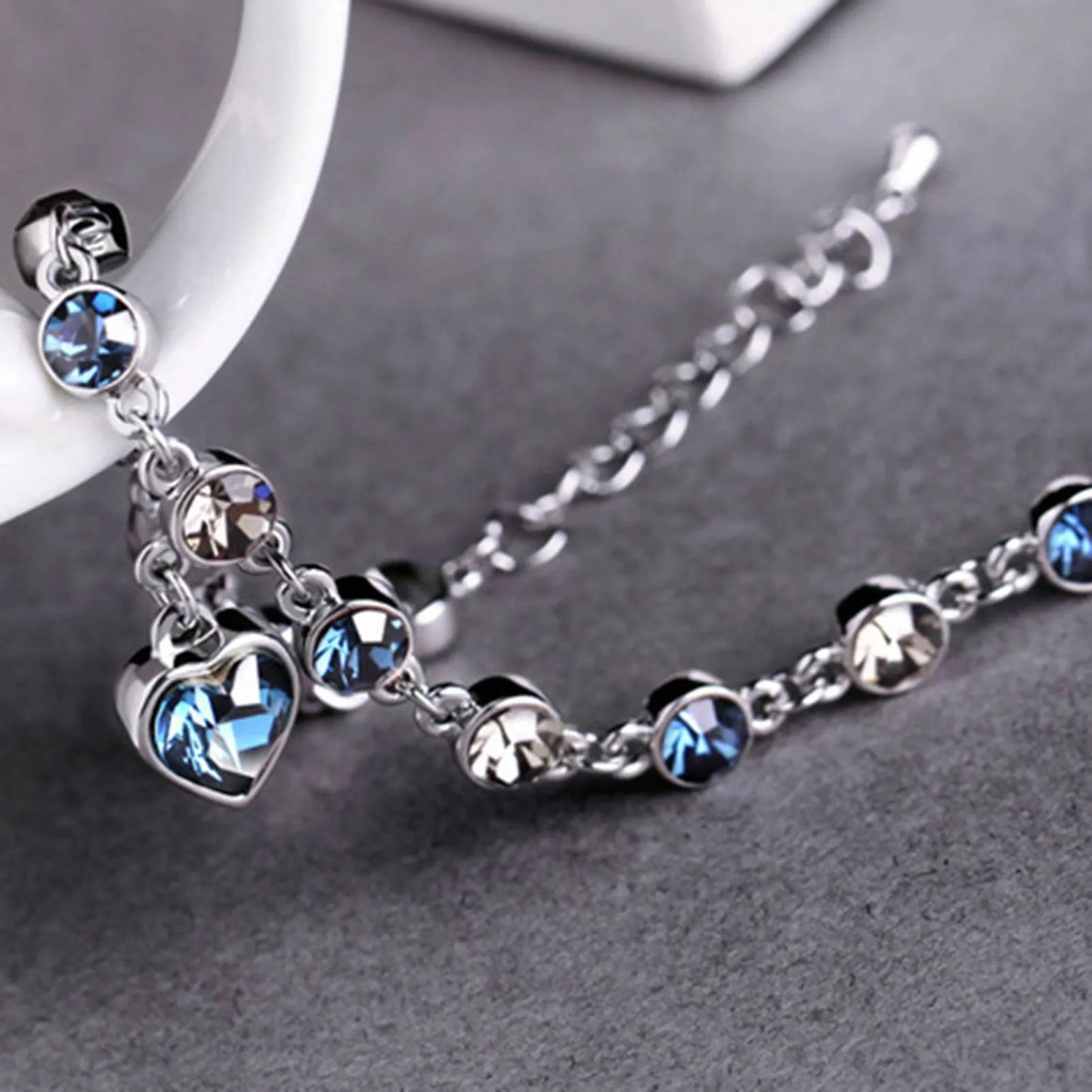 Captivating Ocean Heart Crystal Bracelet with Radiant Blue Heart Pendant