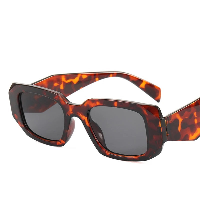 Kimberly Sunglasses | Fashionable & Rectangular | Brehn
