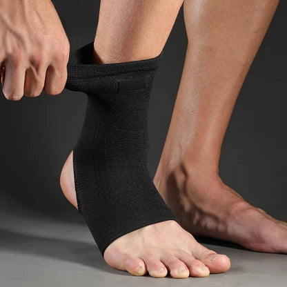 Skanto | Ankle Support for Injury Reduction, Pain Relief, and Daily Comfort - Adjustable Stability for Sports and Rehabilitation