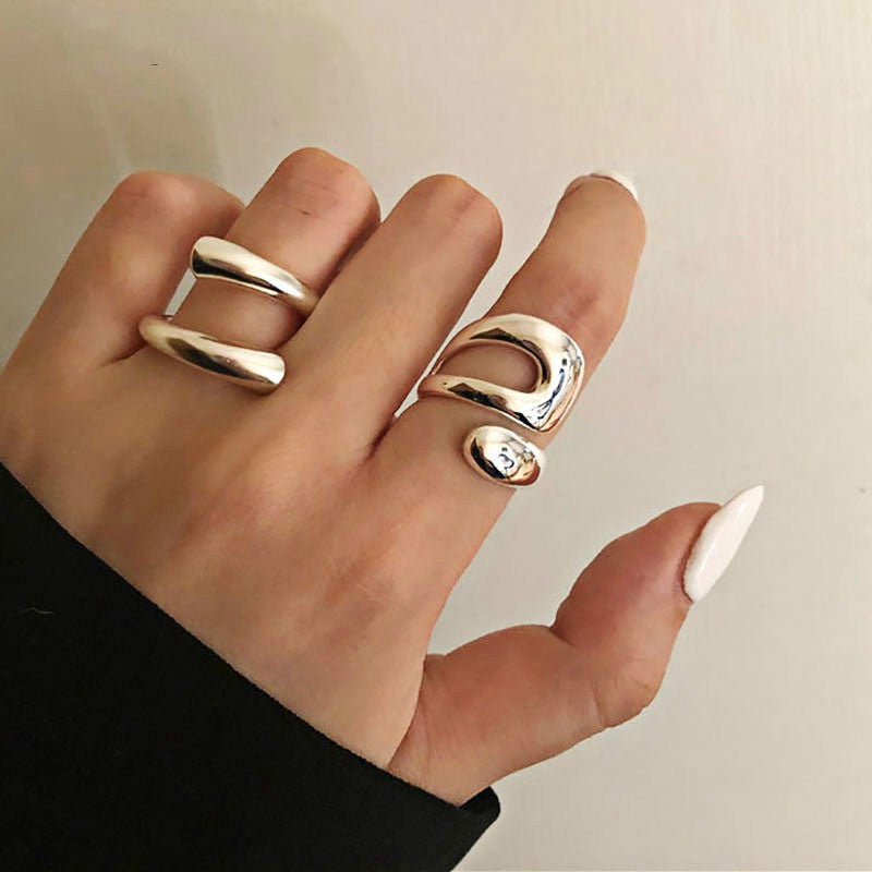 Skanto | Drop Hoops Ring
