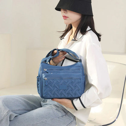 BowLift | Classic Luxury Shoulder Bag – Elegant & Spacious Everyday Handbag