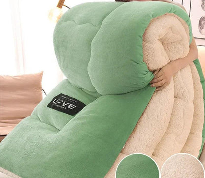 Skanto | Luxury Winter Duvet with Double Flannel Fleece - FrostGuard