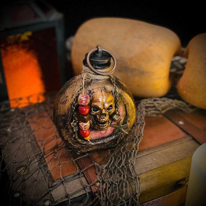 Skull Pirate Rum Resin Bottle | Brehn