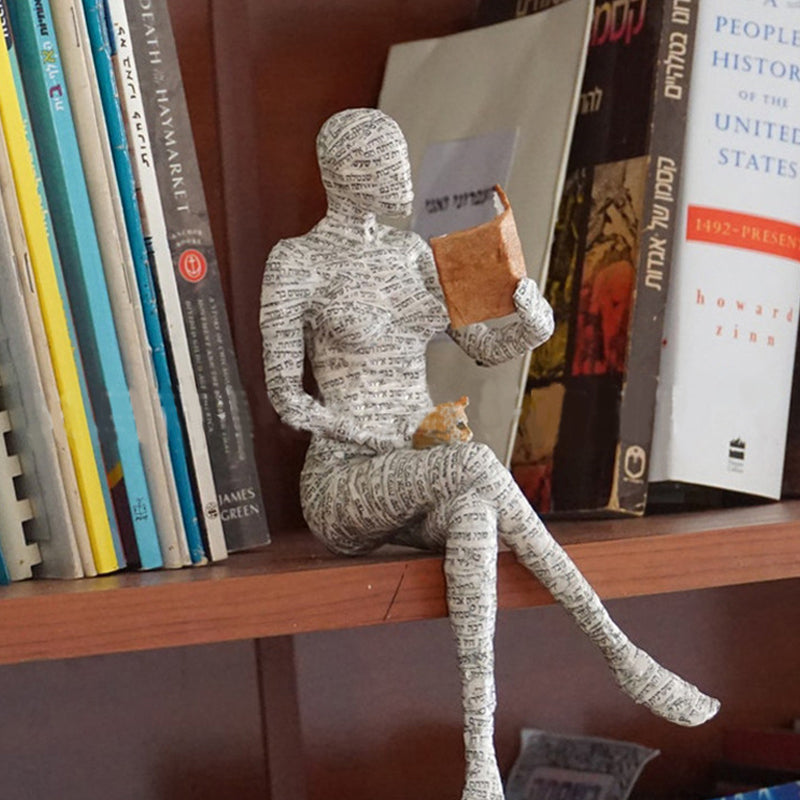 Creative Resin Reader Decoration | Skanto
