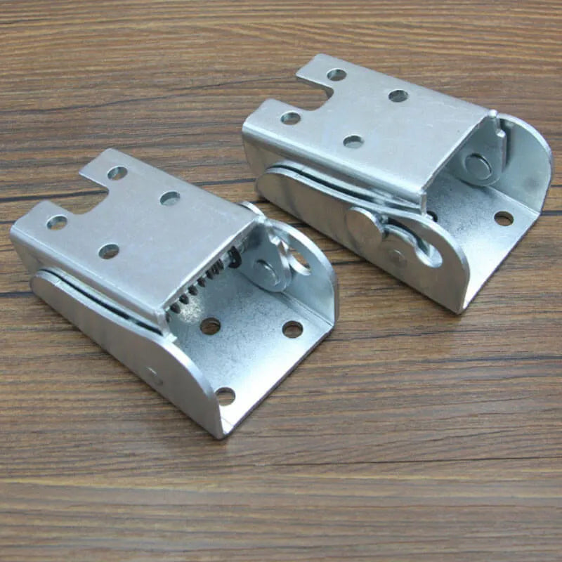 90 Degree Self-Locking Hinge | Skanto