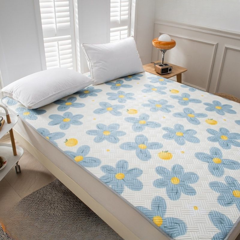Dog Cooling Mat Indoor Outdoor Bed Pad | Skanto