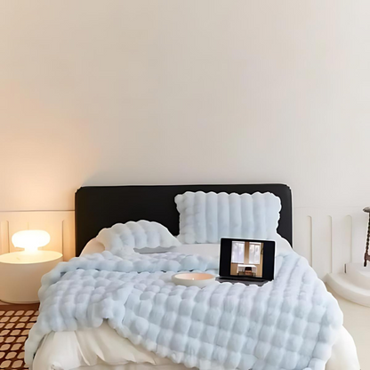 Skanto | Faux Fur Fleece Throw Blanket