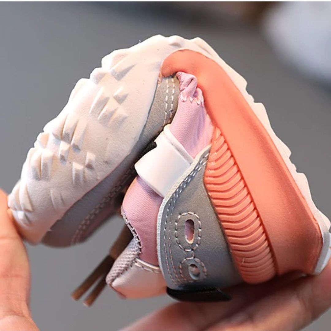 Skanto | Modern Kids' Sports Shoes – Stylish Look with Comfort and Stability