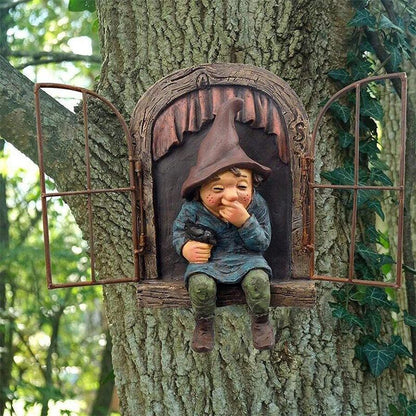 Garden Gnome Figurine | Skanto