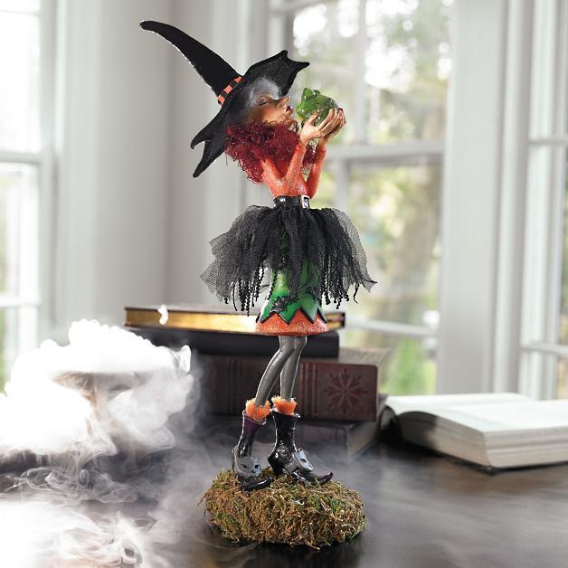 Frendorf | Halloween Figurine | Handmade Witch Decoration | Resin