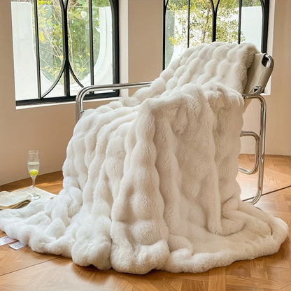 Faux Rabbit Fur Fleece Blanket – Luxury Warming Couch Blanket for Napping and for Air Conditioning | Soft and Thick Blanket | Karnz