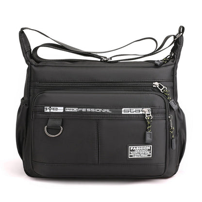 Men's messenger bag with multiple pockets | Bowlift