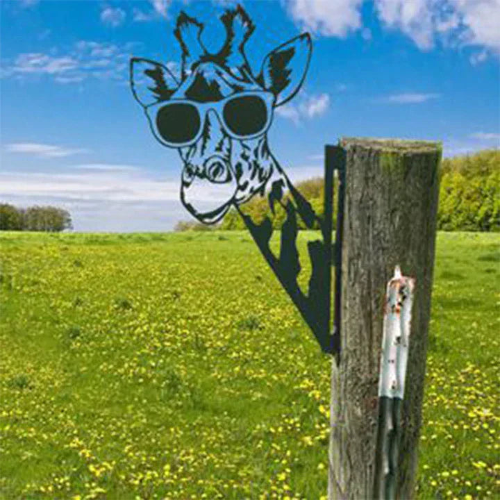 Skanto | Outdoor Garden Peeking Goat Metal Art Indoor Decoration