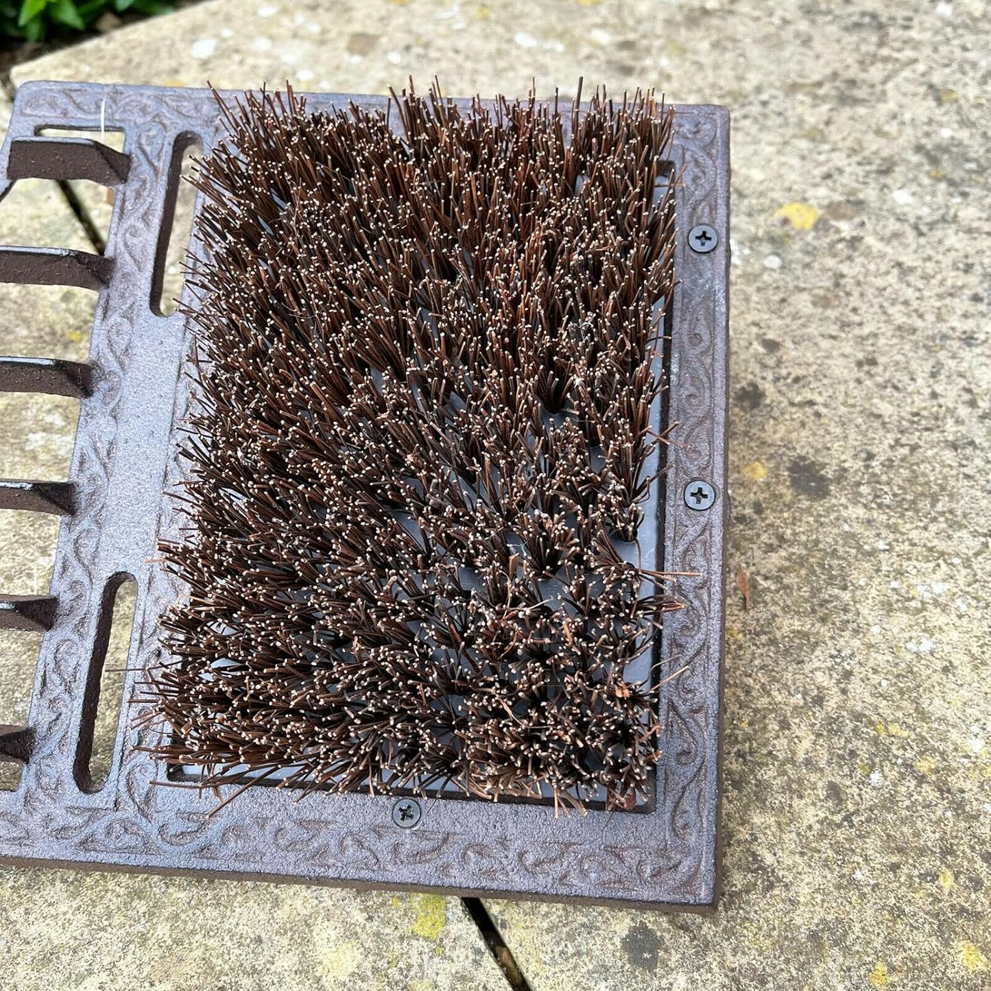 Skanto | Cast Iron Boot Jack, Scraper and Grate