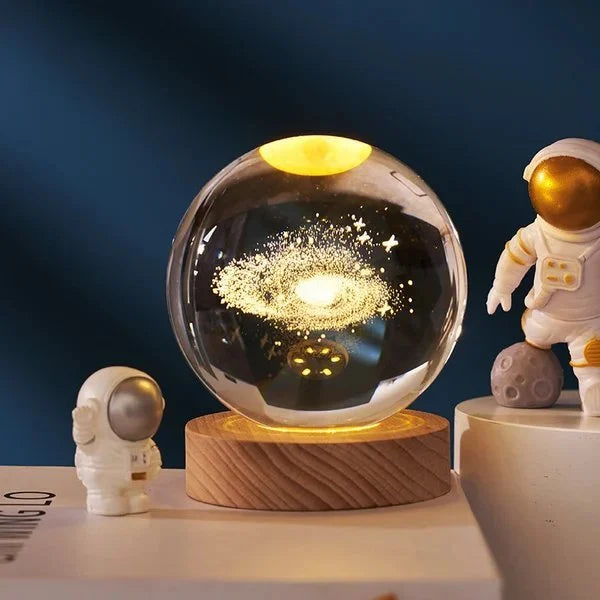 Skanto | 3D Planet Crystal Ball