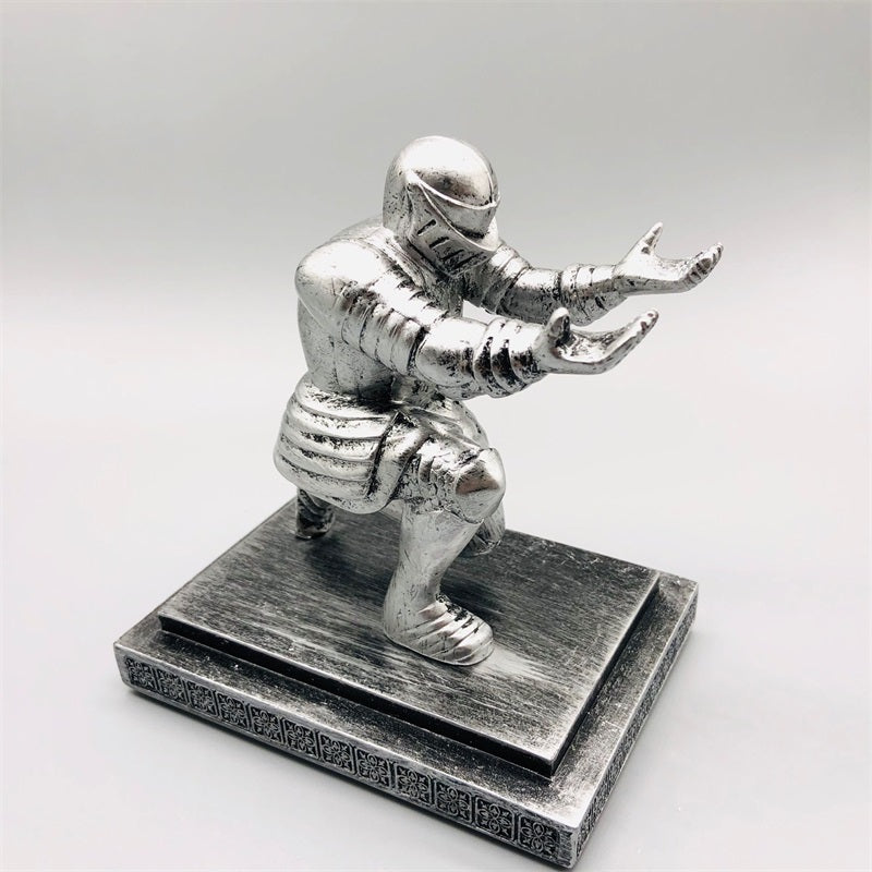 BowLift | knight pen holder