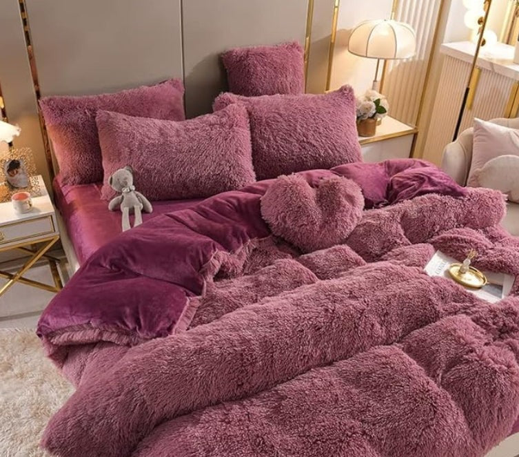 BowLift | Luxury Plush Duvet Cover with Zipper Closure and Corner Straps