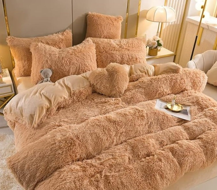 Skanto | Luxury Plush Duvet Cover with Zipper and Corner Ties