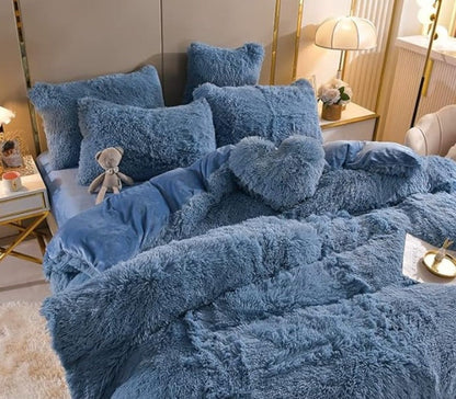 Skanto | Luxury Plush Duvet Cover with Zipper and Corner Ties