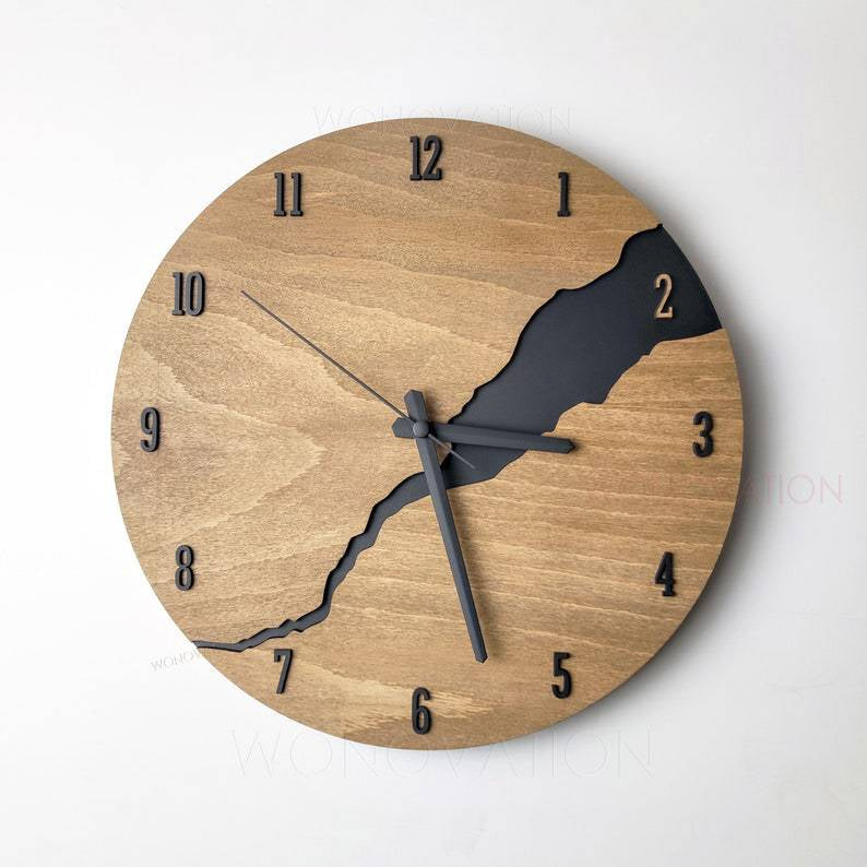 Skanto | Luxurious Wooden Wall Clock - Timeless Design for Any Interior