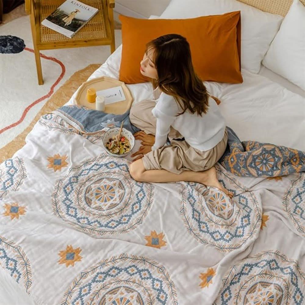 Skanto | CESS - Cotton Throw with Boho Mandala
