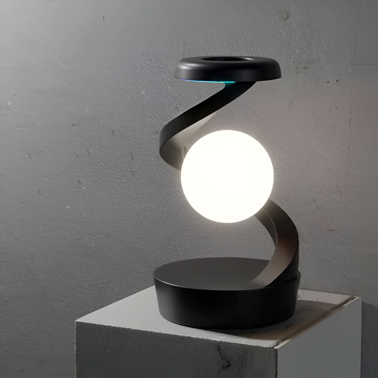 Skanto | LED Desk Lamp with Wireless Charging