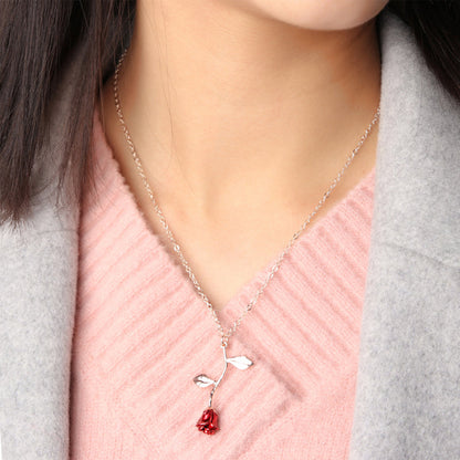 Skanto | 3D Rose Pendant Necklace