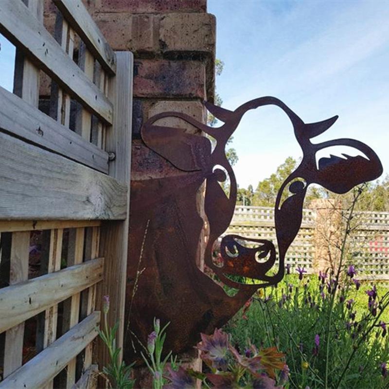 Skanto | Outdoor Garden Farm Peeking Goat Metal Art Indoor Decoration