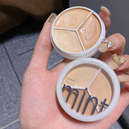BowLift | Tri-Color Concealer Palette for Acne Spots and Dark Circles