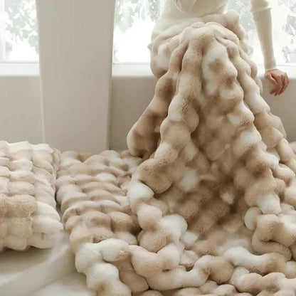 Skanto | Cozy Faux Fur Throw