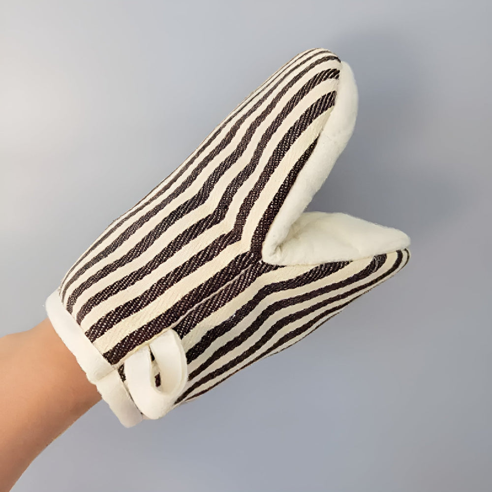 Skanto | Striped Heat-Resistant Kitchen Mitts