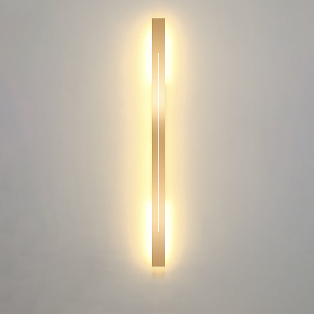 Modern LED Wall Light - LumièreGold | Karnz