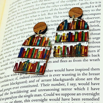 Skanto | Book Earrings / Earrings for Book Lovers