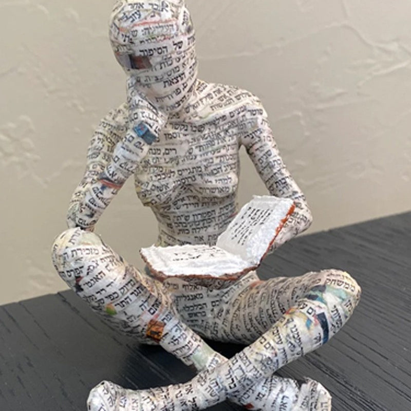 Creative Resin Reader Decoration | Skanto