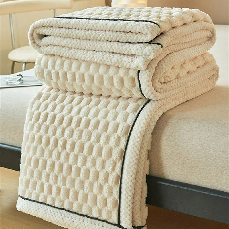 Ultra-soft cuddle blanket for ultimate comfort | Skanto