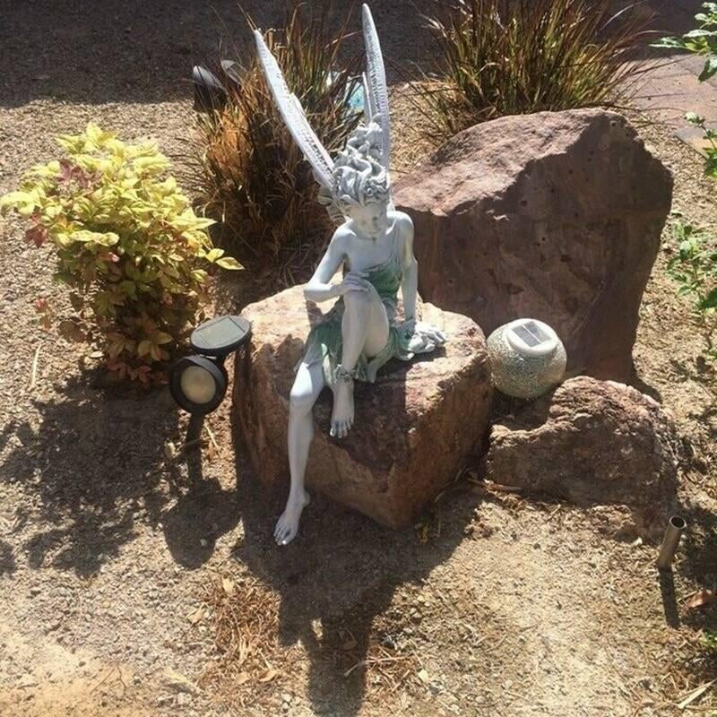Skanto | Sitting Fairy Garden Statue