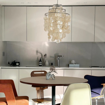 Skanto | Stylish Vintage Lamp with Shells and Coastal Ambiance