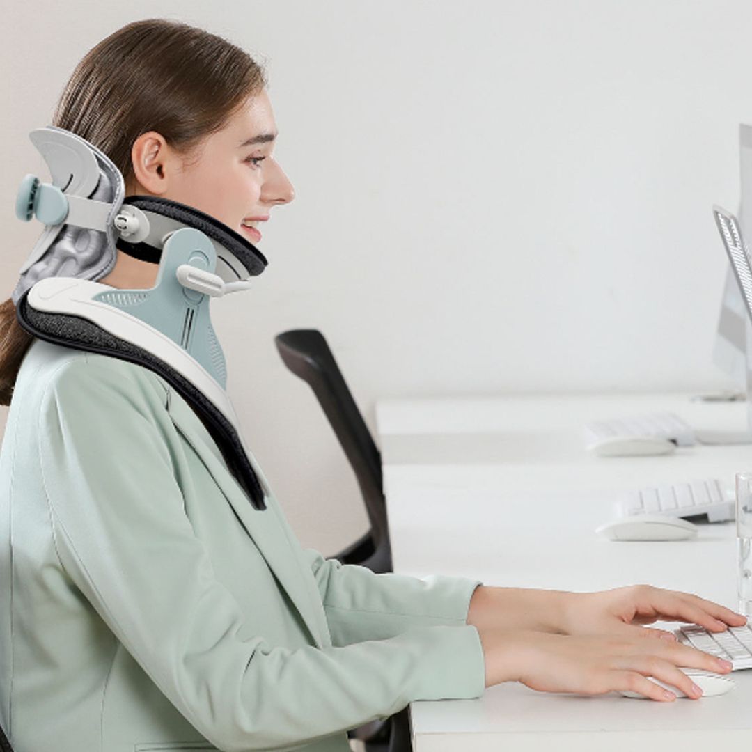 Skanto | Neck Stretcher for Pain Relief - Adjustable Cervical Traction Device Ideal for Neck Strain and Discomfort