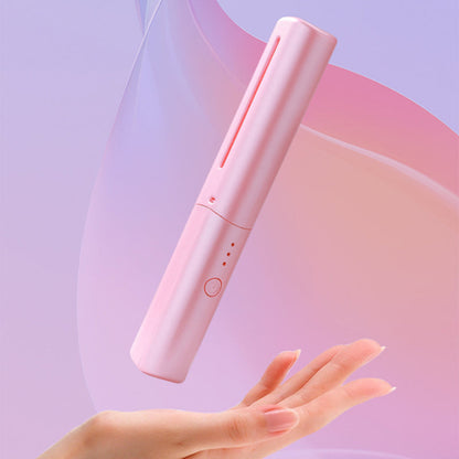 Skanto | Compact Straightener™ Easy travel styling in minutes