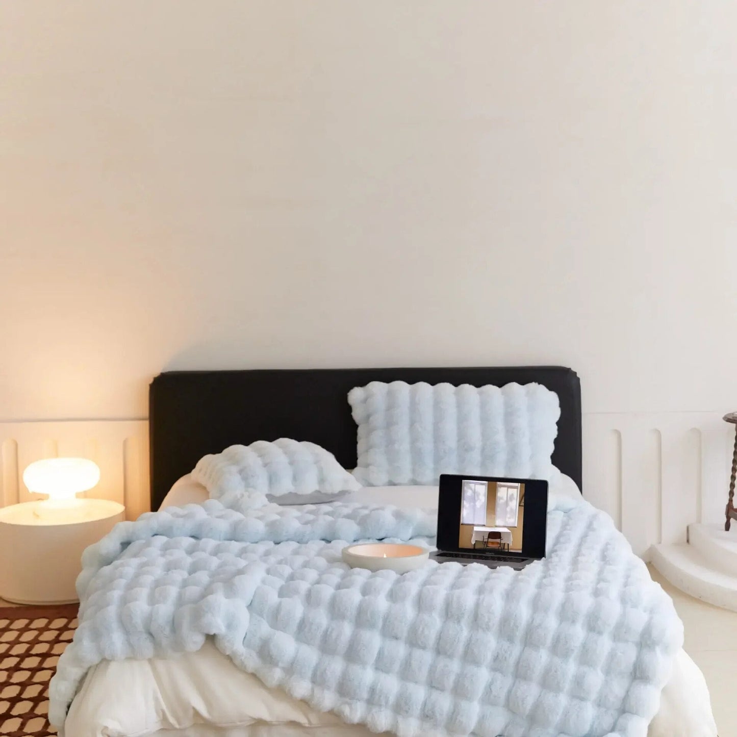 Skanto | SnugWrap | Luxurious Plus Blanket for Ultimate Warmth & Comfort
