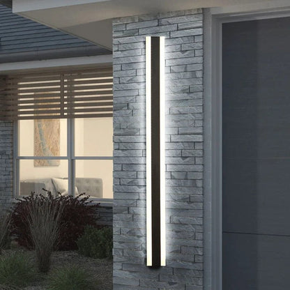 BowLift | Smart LED Outdoor Wall Light with Light Sensor – Remote Control & Dimmable Features