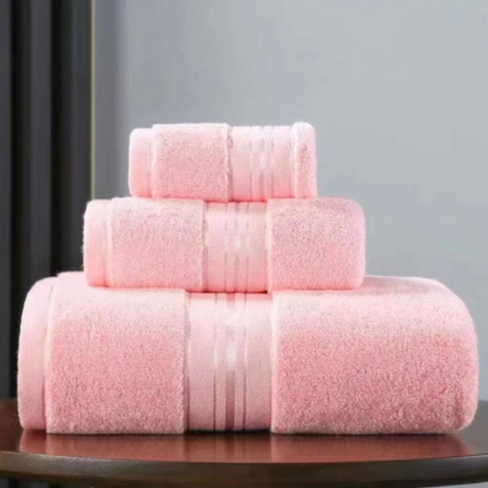 Skanto | LuxeCloud Egyptian Cotton Towel Set for Soft Comfort
