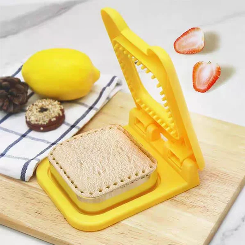 Uncrustable Sandwich Cutter and Sealer | Bowlift