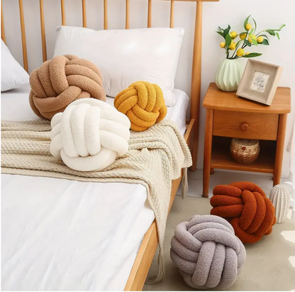 Skanto | SnugNest Dream Pillow Happiness