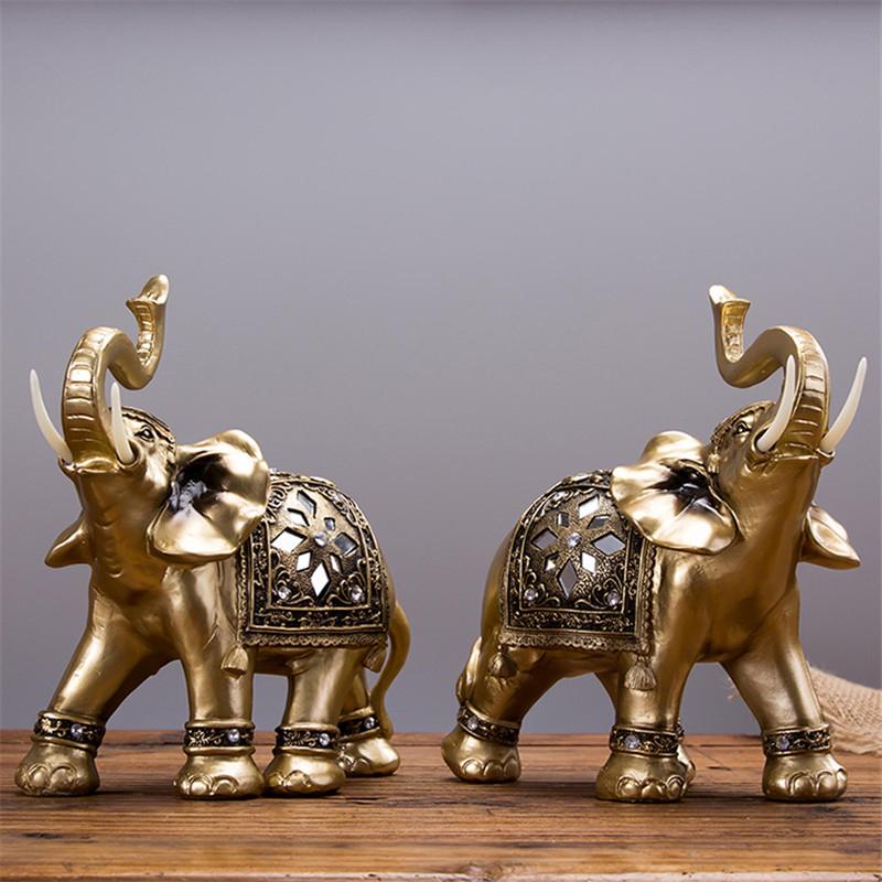 Skanto | Golden Elephant Statue