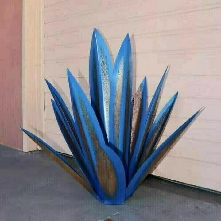 Anti-rust Metal Tequila Agave Plant | Brehn